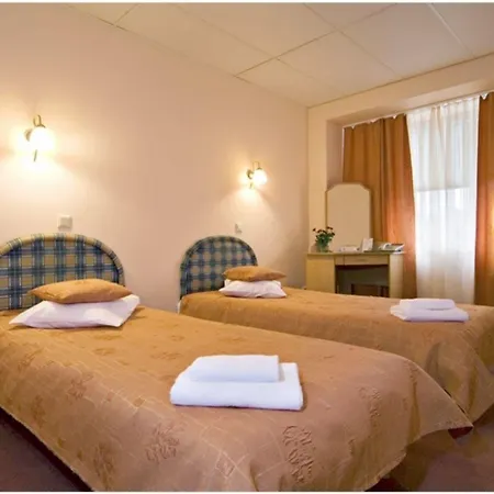 Hotel With Free Parking 3*